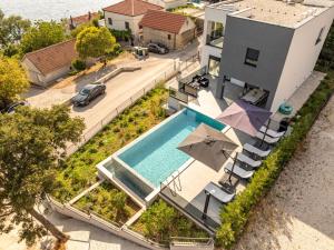 Villa Amore Seafront, Maslenica