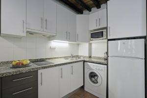 New - Plaza nueva - Center - Cathedral