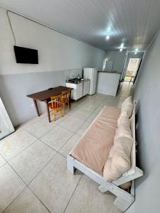 Kitnet a 150m da praia com Ar Condicionado