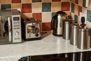 Oxfords Most Stylish House - Garden & Parking