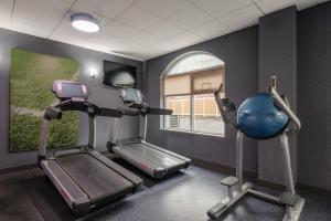 Four Points by Sheraton Louisville Airport