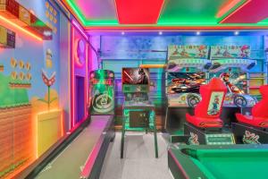 Unforgettable 8-Bedroom Luxury Retreat