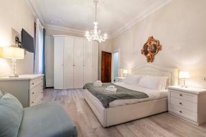 Domus Rialto Balcony best view on the Grand Canal