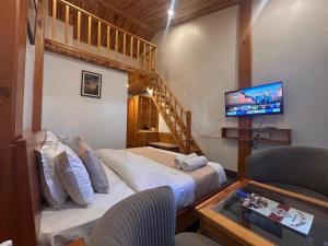 Dwaper Palace A Luxury Property Near Library Chowk, Mussoorie