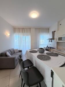 Nievo-Ceccarini Pedonale Flexrent - Immobiliare Abissinia