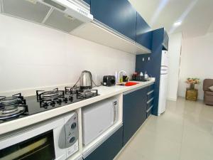 Excelente dois dormitórios a 250m mar - EB02J