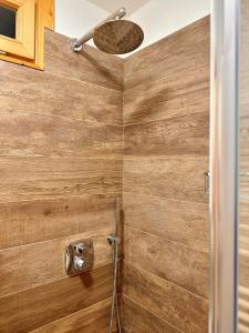 Maso Florindo, Looking at the mountains