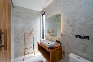 Bali Taoka Villa Tanah Lot