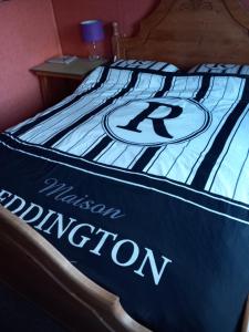 Tweepersoonskamer met gezamenlijk gebruik van badkamer en toilet