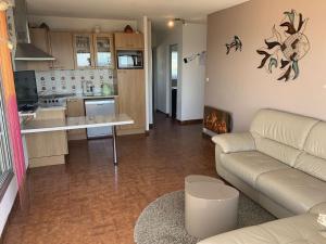 Appartement spacieux 3 pièces avec clim et parking, vue mer - FR-1-731-122