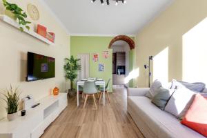 Modern apartment 10 min to Duomo, M3 Rogoredo