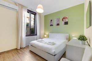 Modern apartment 10 min to Duomo, M3 Rogoredo