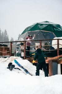 Góralski Harem Osada Glamp & Glass z Jacuzzi i Balią