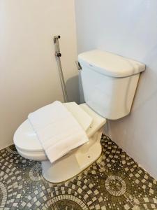 Phayam Paradise Resort