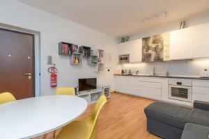 I-Host Apartment - Scalvini 6