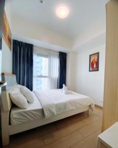 120 Sqm Luxurious Modern 3 Bedrooms Facing Manila Bay Sunset, Airports, Okada, Solaire, MOA with Free Parking