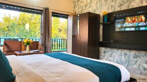 Corbett Nature Walk - Forest View Swimming Pool