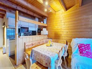 Moulin ML184 TELECABINE & MOUNTAIN 4 pers