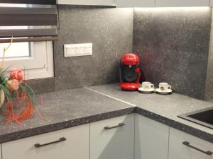 OMEGA - Deluxe Central Apartment by Optimum Link