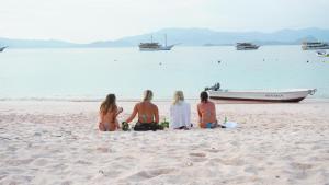 Rusdes Komodo Homestay