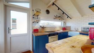 C24 Rosemary, Riviere Towans