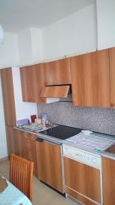 Beautiful top floor house with view in the center!