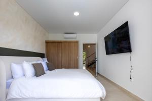 PERLA I -Modern Private Villa - 4 Bedrooms with Pool