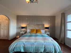 VILLA AMIRA ,sea and mountains panoramic views ,pistas de golf MARBELLA club golf resort