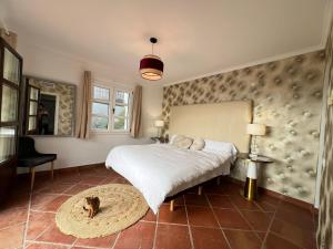 VILLA AMIRA ,sea and mountains panoramic views ,pistas de golf MARBELLA club golf resort