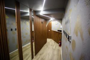 Modern Suite by The Bubbles Rooms