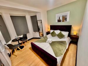 Stylish Private Room in Central London!