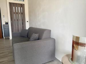 HOST4U - Vista Valle a pochi passi dalla Stazione e Centro di Imperia