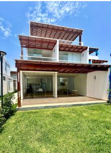 Beach House in Asia, Santorini Condominio