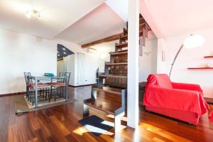 Sunflower Apartment with private terrace and lift