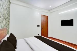 Super Hotel O Highway Residency