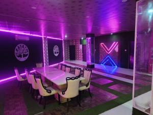 Hotel Nandini luxury vibes