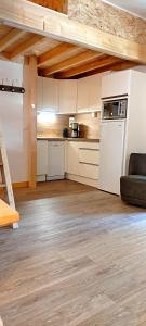 Chaleureux studio 4 personnes avec 2 coins couchages dont 1 mezzanine-proche des pistes- au fagot