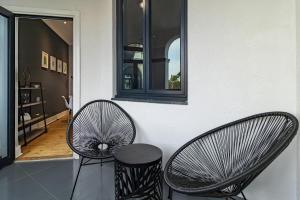 Central Green Point Apartment