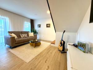 Villa Billubium - Dalmatian Stone House with Private Heated Pool