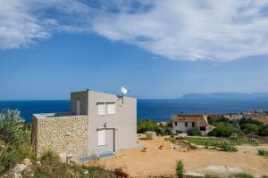 APT NINO in Villa Rosaria Vista Mare Zingaro