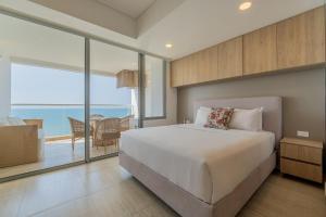 Suite 15th floor con vista mar y piscina CB1511