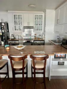 Luxury Beach Front Apartment