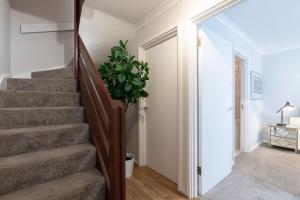 Euston Square Apartments