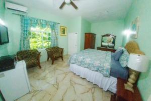 Dela de-Rose Guest House Negril Jamaica