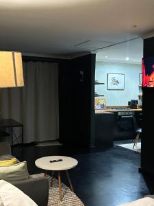 Kloof Blackwood Cottage Modern Studio