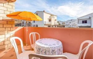 Lovely Apartment In Pag With Wifi