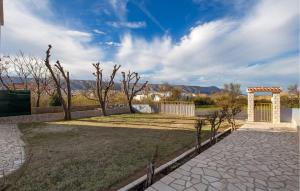 Lovely Apartment In Pag With Wifi