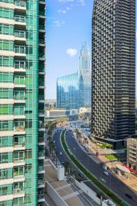 Modern 1 Bed in the Heart of Downtown 5 mins walk from Burj Khalifa and Dubai Mall