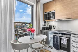Modern London Stay with Luxe Comfort