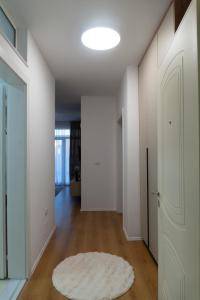 Modern Apartment in a Quiet Area near Center